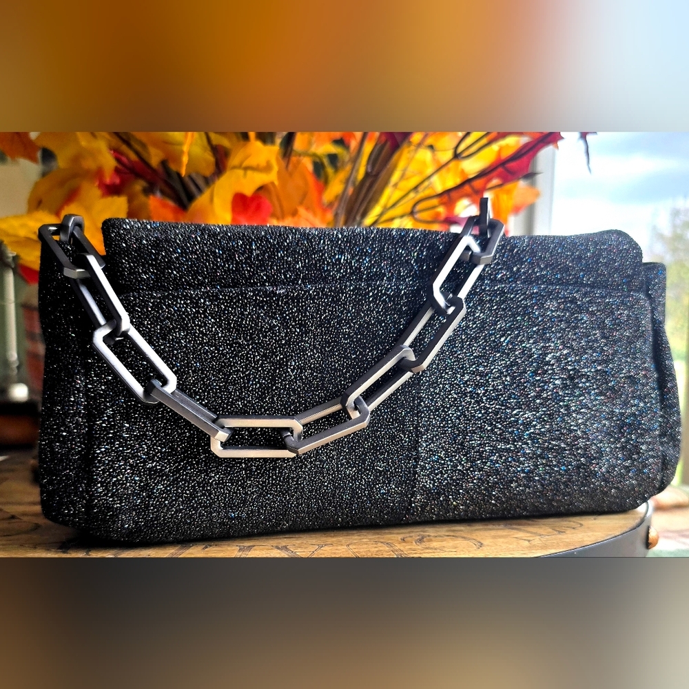 🇺🇲 Vince Camuto Genet Clutch Bag NWT